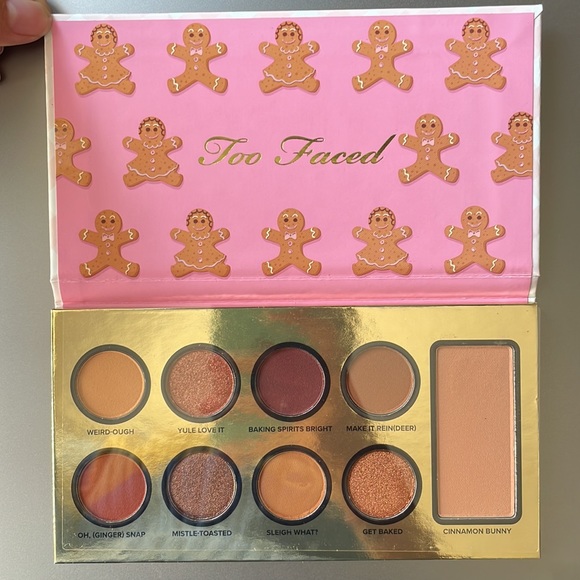 Too faced limited Edition face and eyeshadow palette in gingersnap - Picture 4 of 12